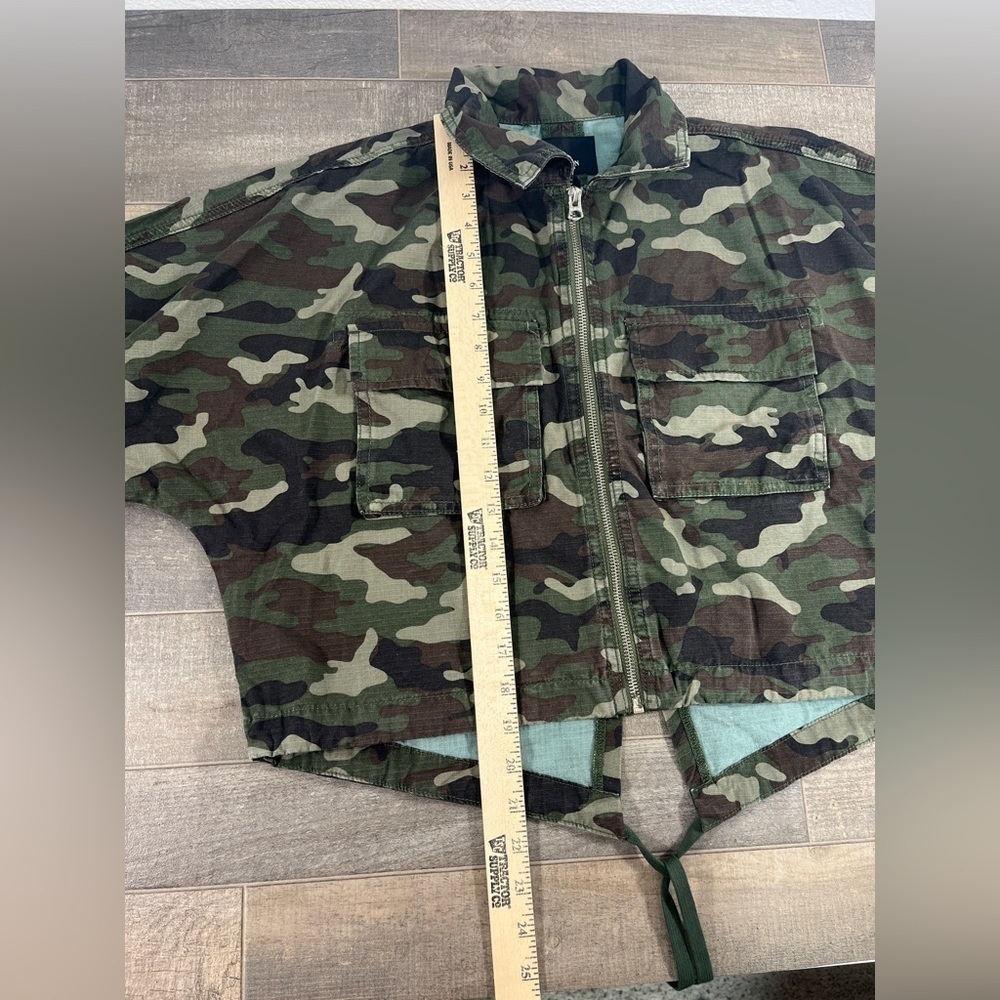 Hudson Camo Cropped Jacket - Picture 9 of 12